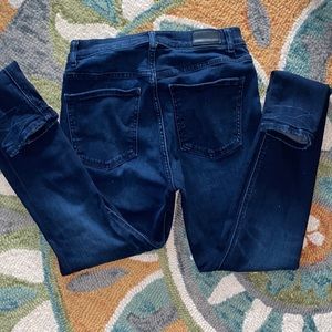 Express deep blue perfect curves legging in 6L